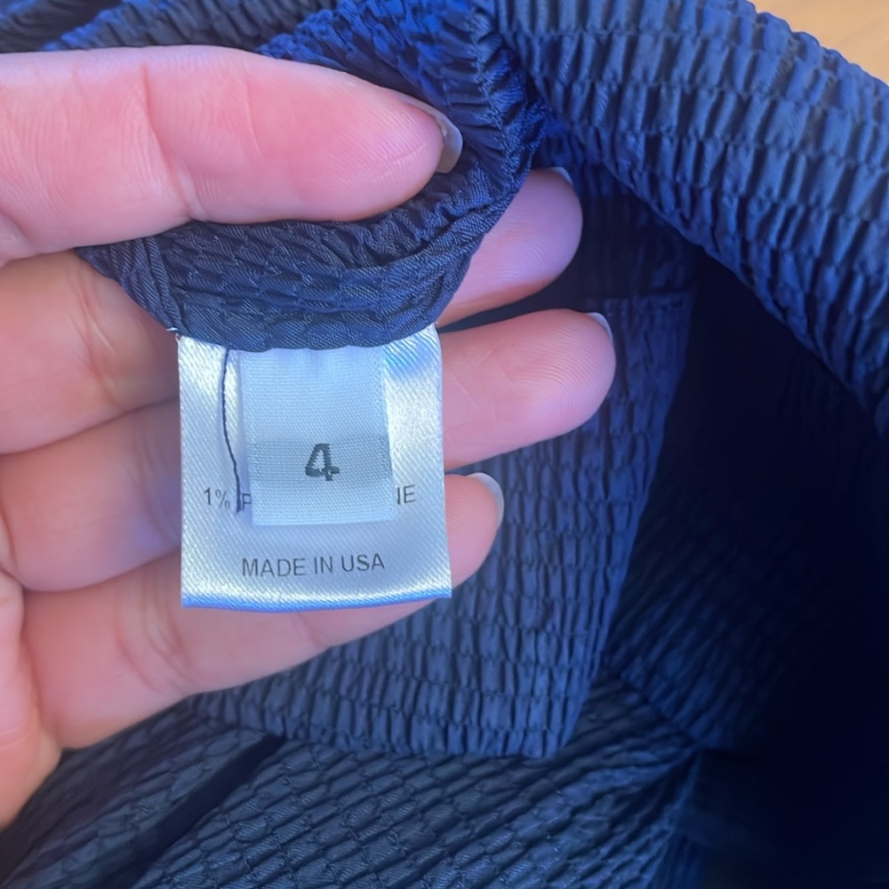 Nomia Halter Top - Picture 5 of 6